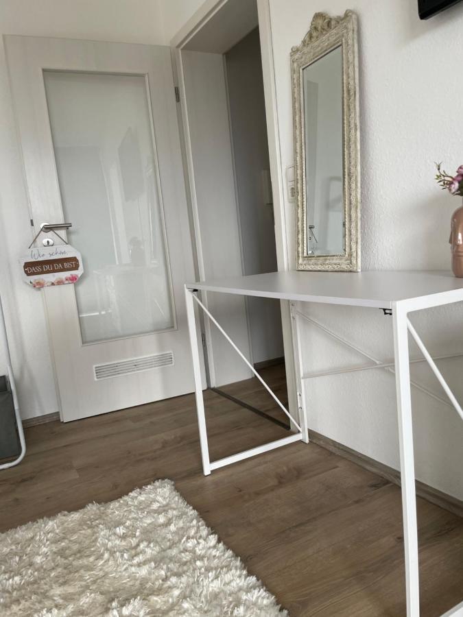 Apartment Mit Schoenem Ausblick 뤼덴샤이드 외부 사진